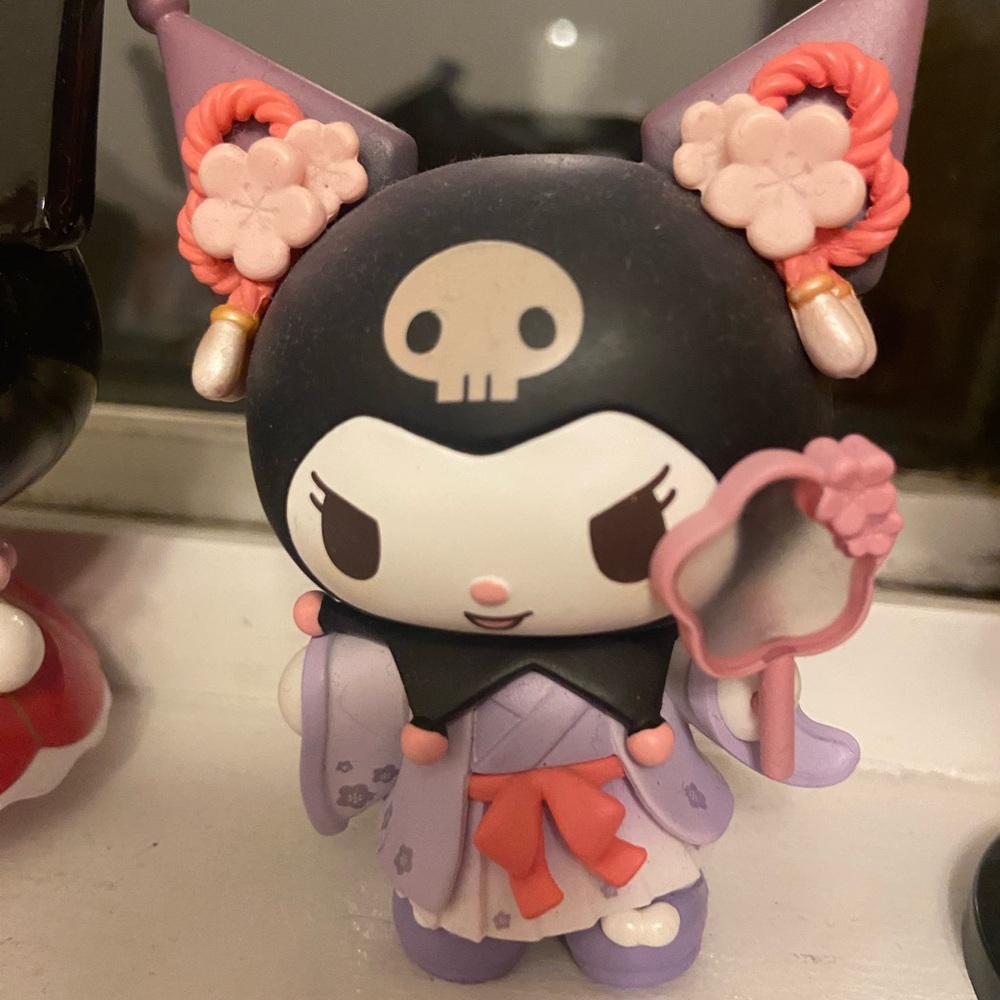 Sanrio Kuromi figure
